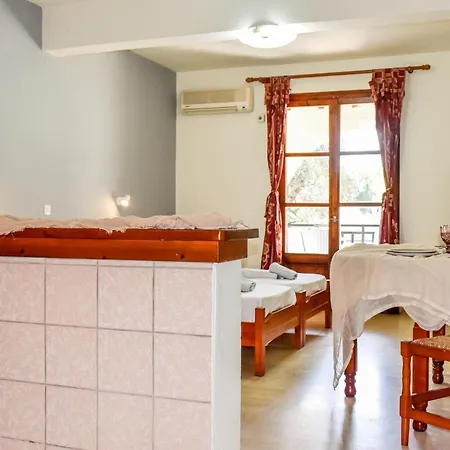 Koukias Village Apartment *