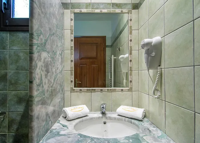 Koukias Village Τρούλος