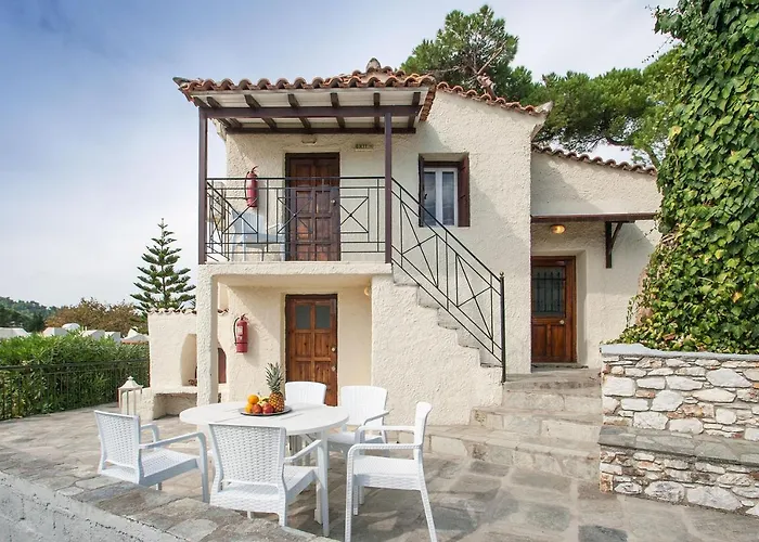 Koukias Village * Τρούλος